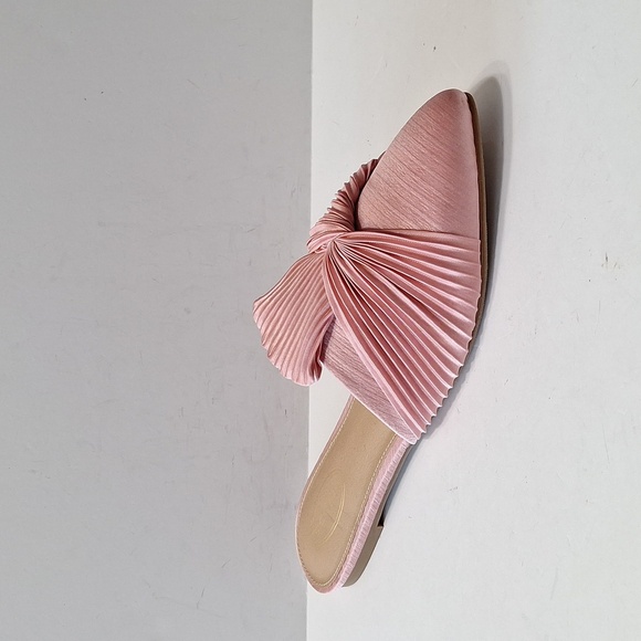 Scoop NYC Pink Coquette Romantic Crinkle Satin Pointed Toe Slip On Mules Size 11 - Picture 3 of 11